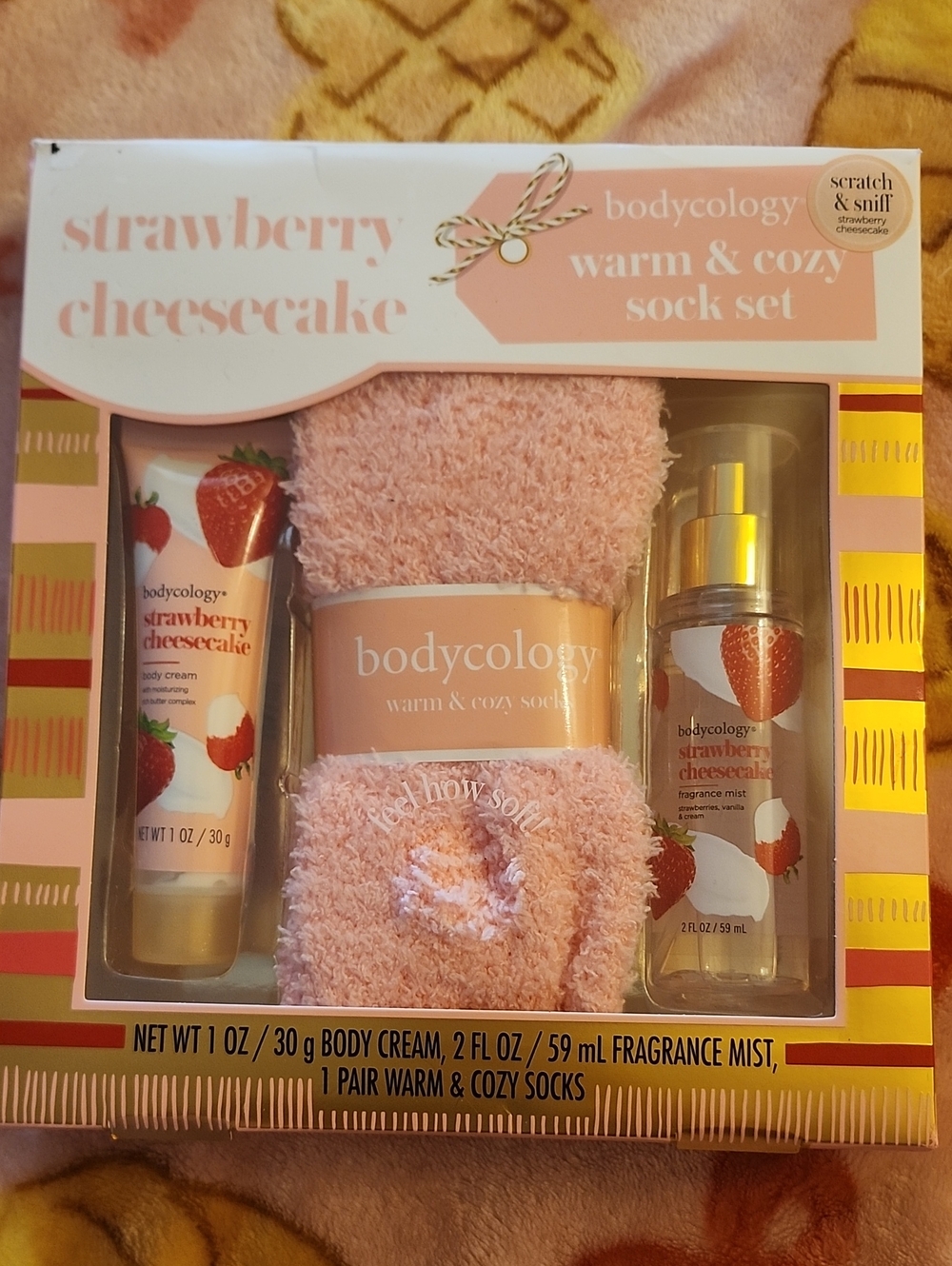 Bodycology Strawberry Cheesecake Moisturizing Set — Pink